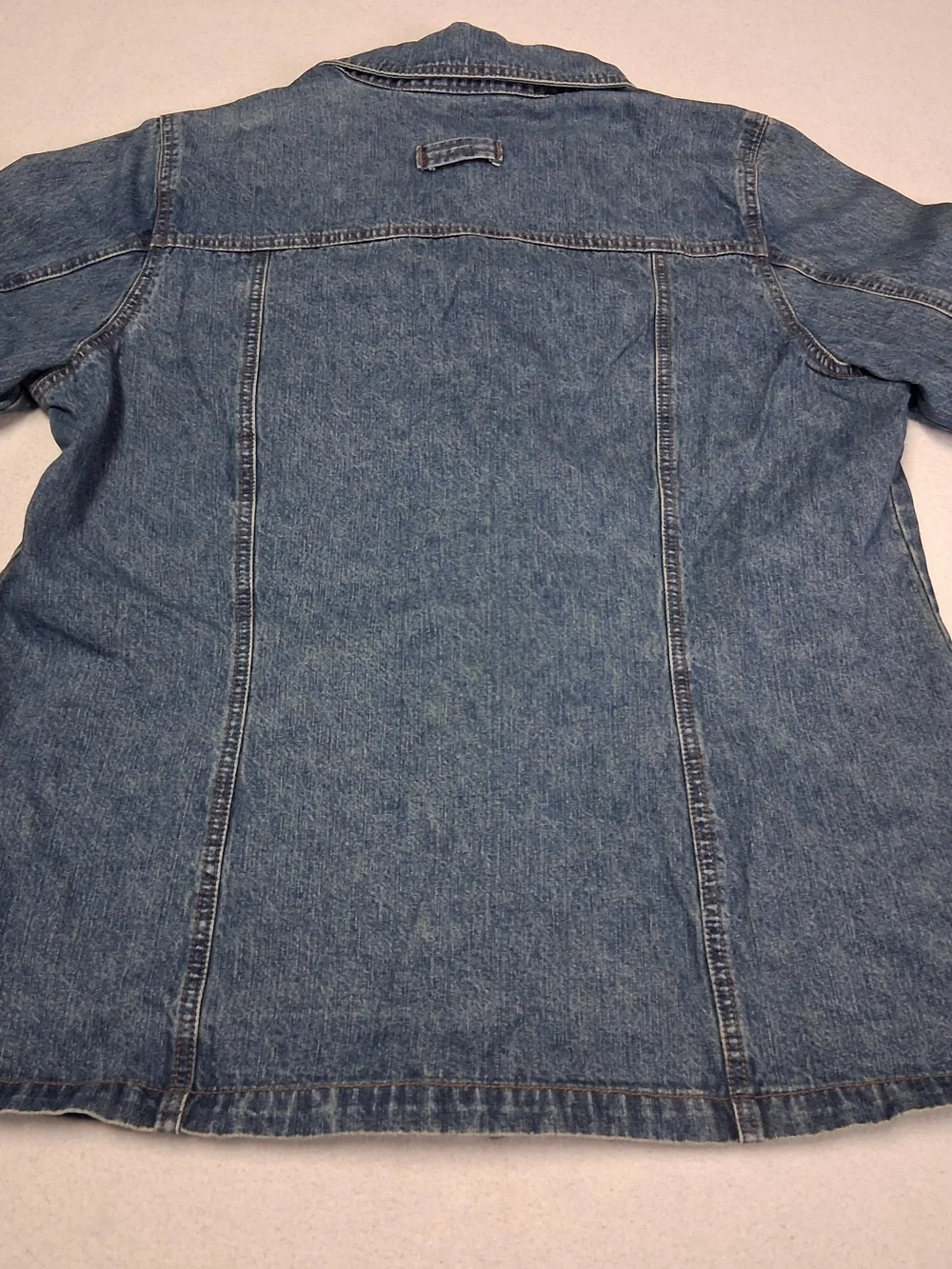 Women's Blue Denim Button-Front Jacket with Patch Pockets - Picture 11 of 13